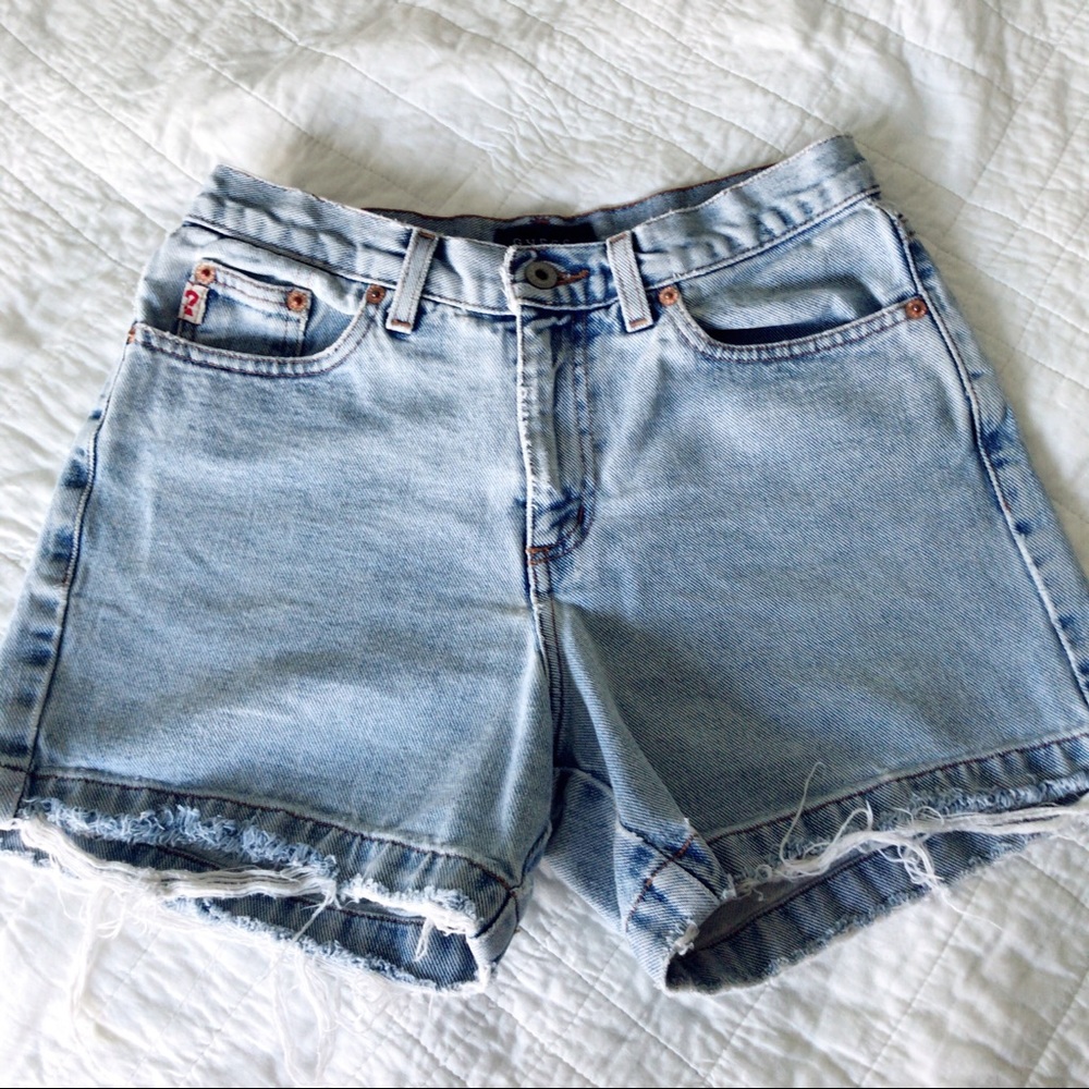 VINTAGE GUESS SHORTS - Picture 2 of 10